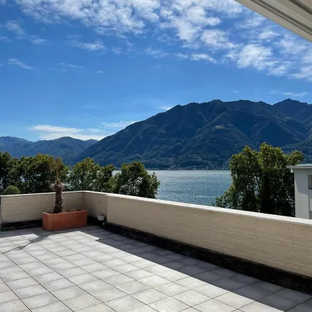 Lakeview Luxury Penthouse *