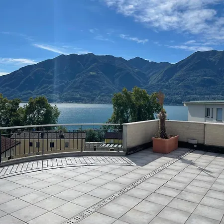 Daire Lakeview Luxury Penthouse *